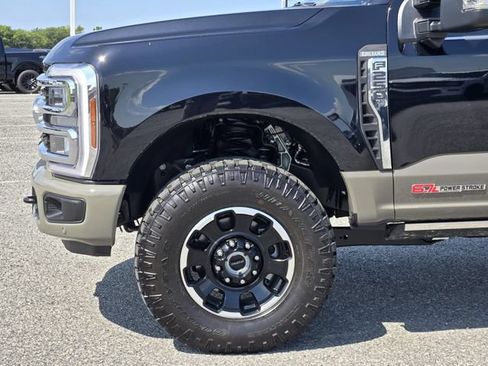 Used 2026 Ford F250 King Ranch w/ Tremor Off-Road Package AWD/4WD image 9