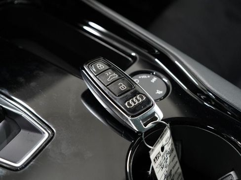 Used 2023 Audi e-tron GT Premium Plus AWD/4WD image 15