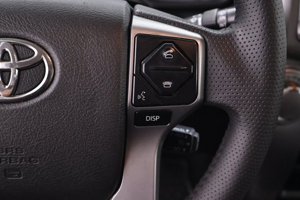 Used 2016 Toyota 4Runner SR5 AWD/4WD image 23