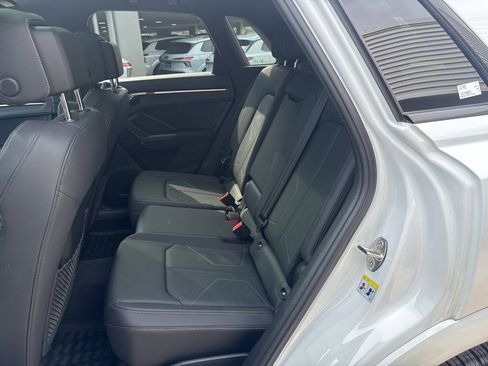 Used 2025 Audi Q3 2.0T Premium w/ Convenience Package AWD/4WD image 14