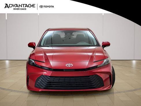 Certified 2025 Toyota Camry LE image 3