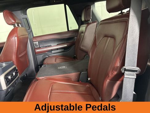 Used 2024 Ford Expedition Limited image 24