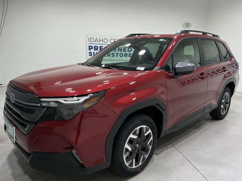 New 2026 Subaru Forester Premium AWD/4WD image 4
