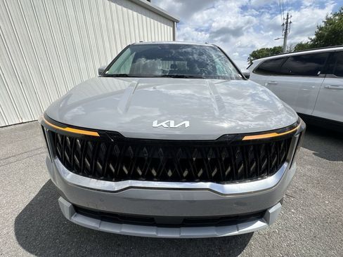 New 2026 Kia Carnival EX FWD image 27