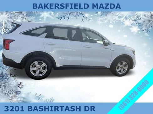 Used 2023 Kia Sorento LX image 6
