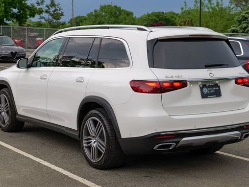 Used 2024 Mercedes-Benz GLS 450 4MATIC image 5