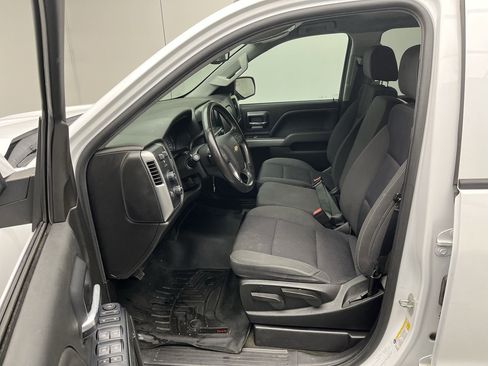 Used 2018 Chevrolet Silverado 1500 LT image 3