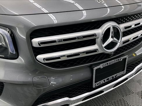 Certified 2023 Mercedes-Benz GLB 250 image 31
