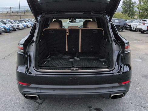 Used 2021 Porsche Cayenne E-Hybrid AWD/4WD image 36