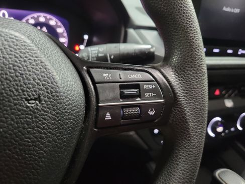 Used 2023 Honda Accord EX image 23