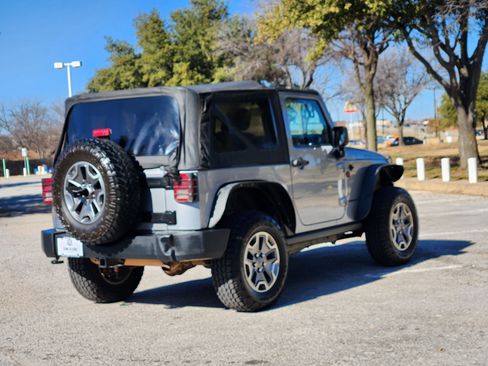 Used 2014 Jeep Wrangler Rubicon w/ Power Convenience Group image 7