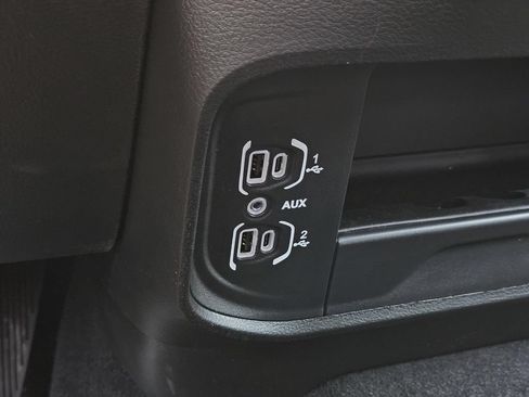 Used 2025 RAM 2500 Tradesman AWD/4WD image 16