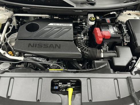 Used 2025 Nissan Rogue SV w/ SV Premium Package AWD/4WD image 26