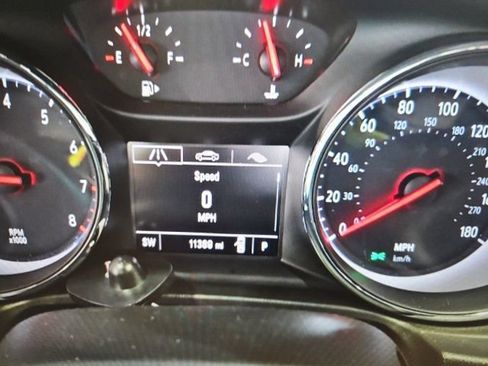Used 2018 Buick Regal Preferred FWD image 6