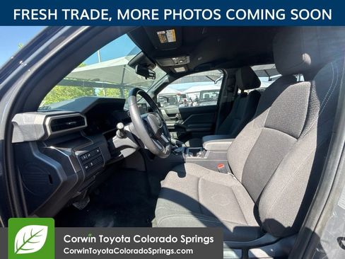 Used 2025 Toyota 4Runner SR5 AWD/4WD image 10