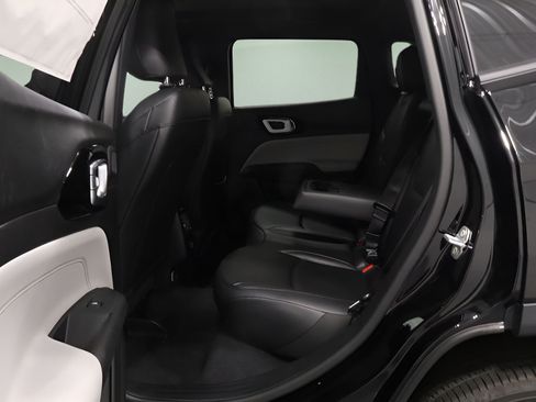 New 2026 Jeep Compass Limited w/ Sun, Sound & Navigation Group AWD/4WD image 13