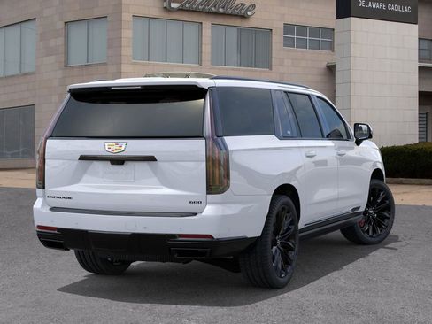 New 2026 Cadillac Escalade ESV Platinum Sport image 4
