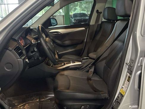 Used 2015 BMW X1 xDrive28i image 3