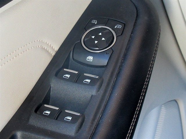 Used 2022 Ford Edge Titanium AWD/4WD image 28
