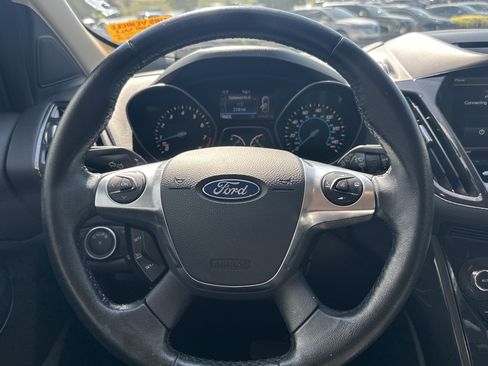 Used 2015 Ford Escape Titanium FWD image 16
