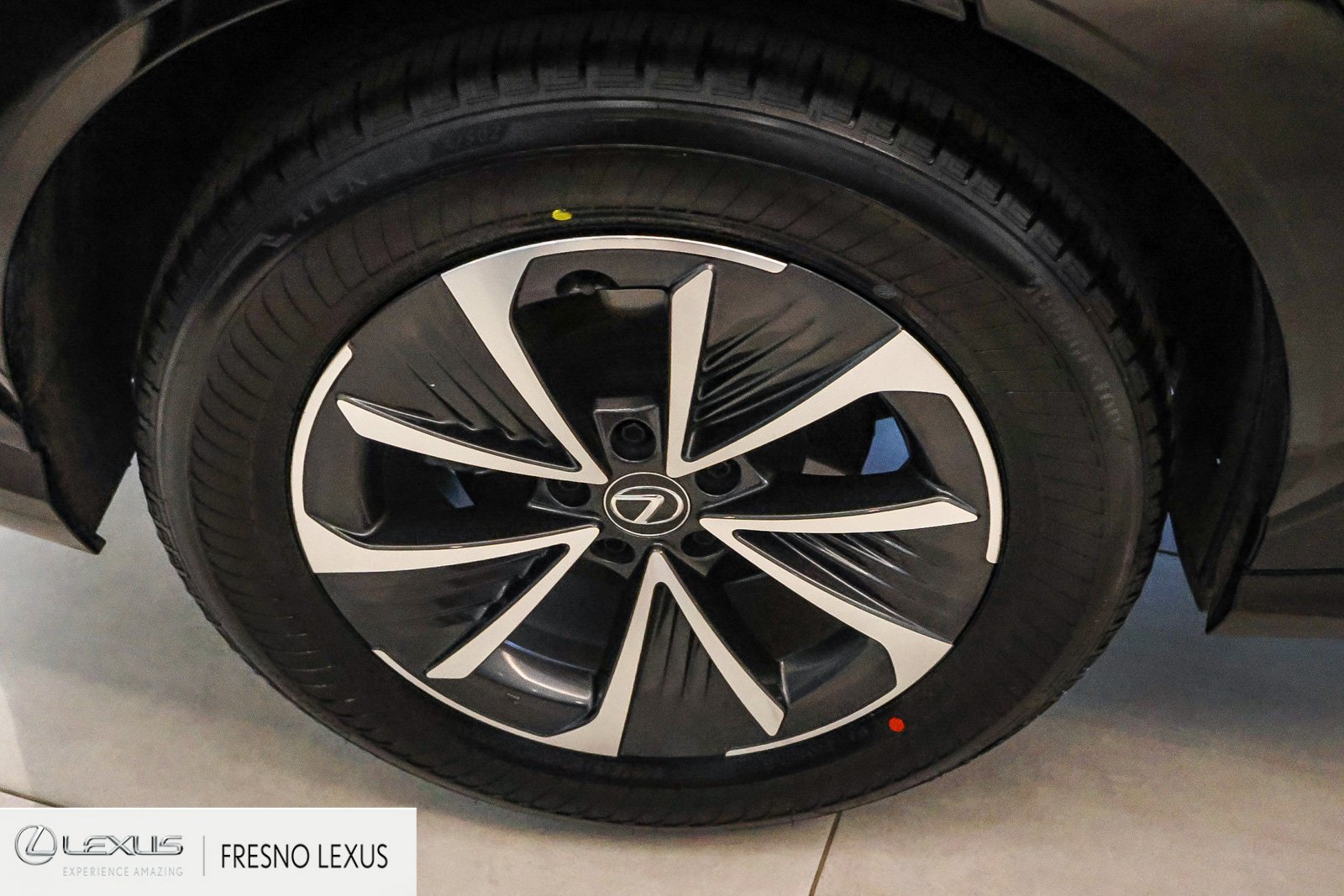 Certified 2025 Lexus RZ 300e w/ Accessory Package (2T) FWD image 5