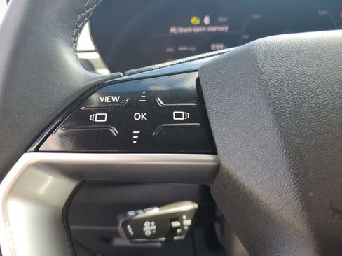 Used 2025 Audi Q5 Premium w/ Convenience Package image 30