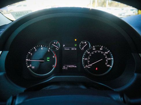 Used 2020 Lexus GX 460 Luxury image 63