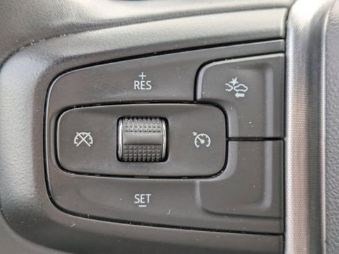 Used 2023 GMC Yukon SLT image 22