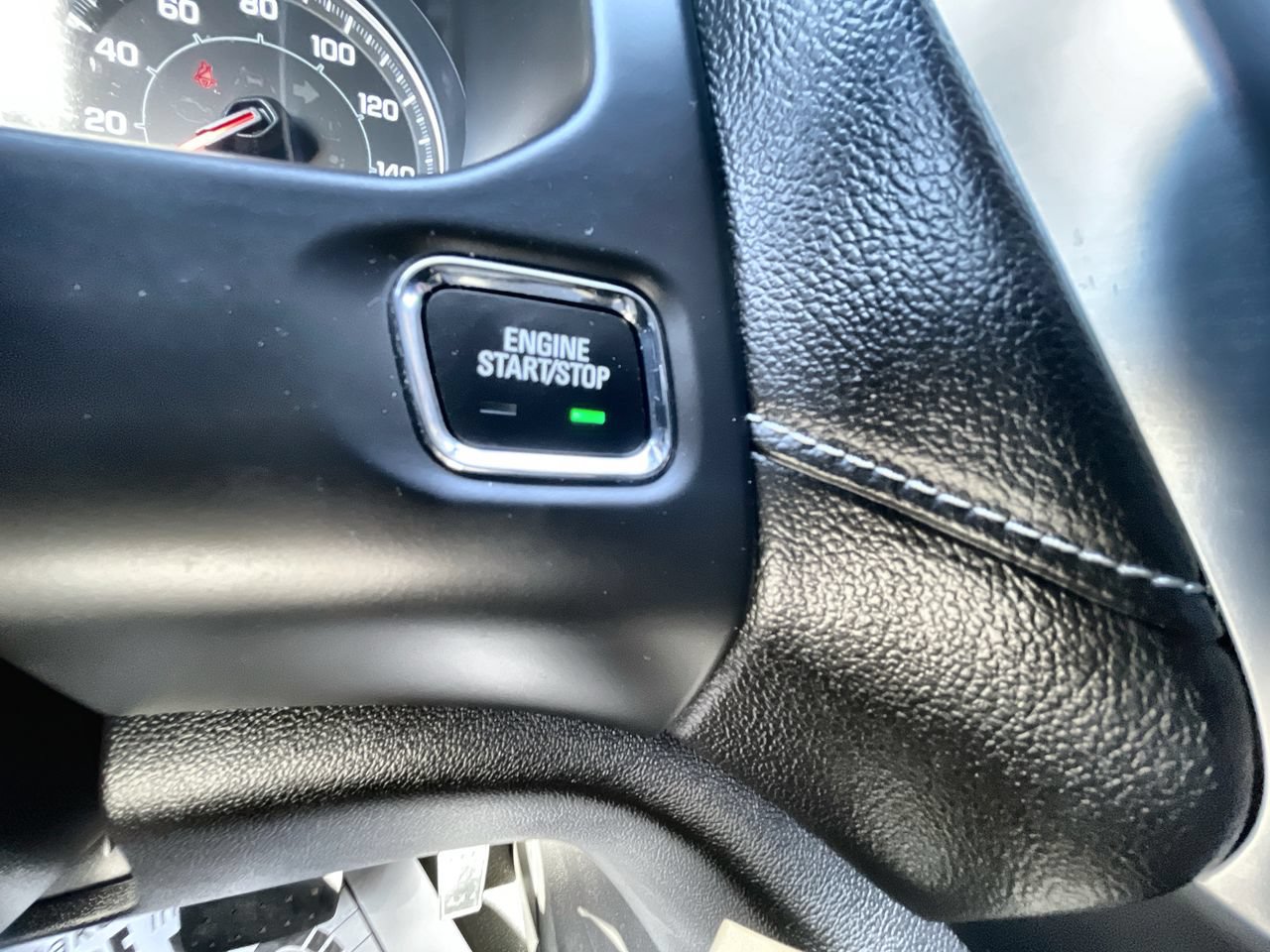 Used 2023 GMC Acadia SLE w/ Driver Convenience Package AWD/4WD image 17