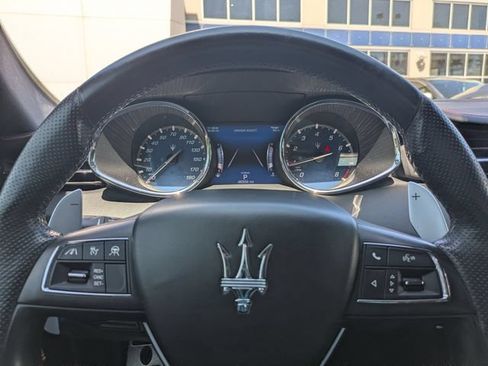 Used 2019 Maserati Quattroporte S GranSport Q4 AWD/4WD image 15