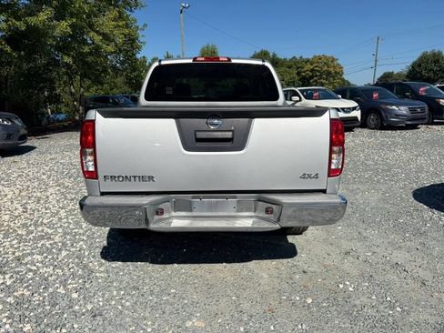 Used 2014 Nissan Frontier S AWD/4WD image 4