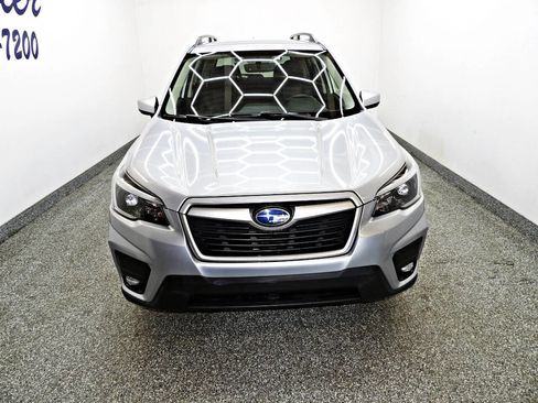 Used 2021 Subaru Forester Premium image 2