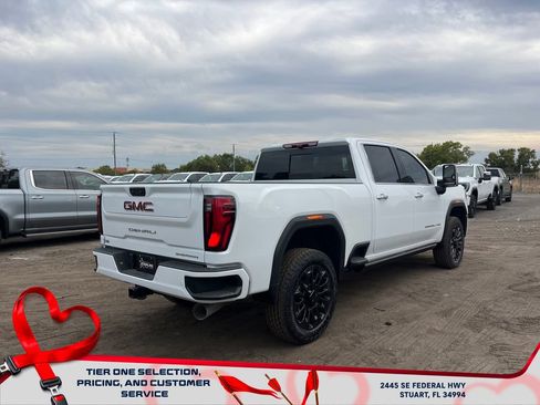 New 2026 GMC Sierra 2500 Denali w/ Denali Reserve Package image 14