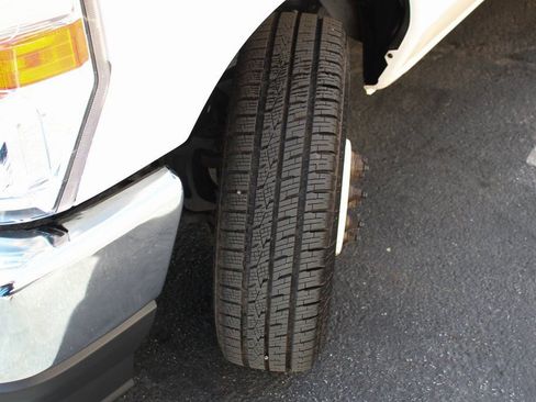 Used 2023 Ford E-450 and Econoline 450 Super Duty w/ Power Windows & Locks Group RWD image 41