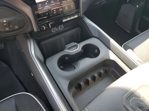 New 2025 RAM 2500 Laramie image 55