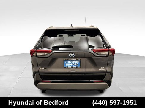 Used 2023 Toyota RAV4 SE w/ Convenience Package AWD/4WD image 6