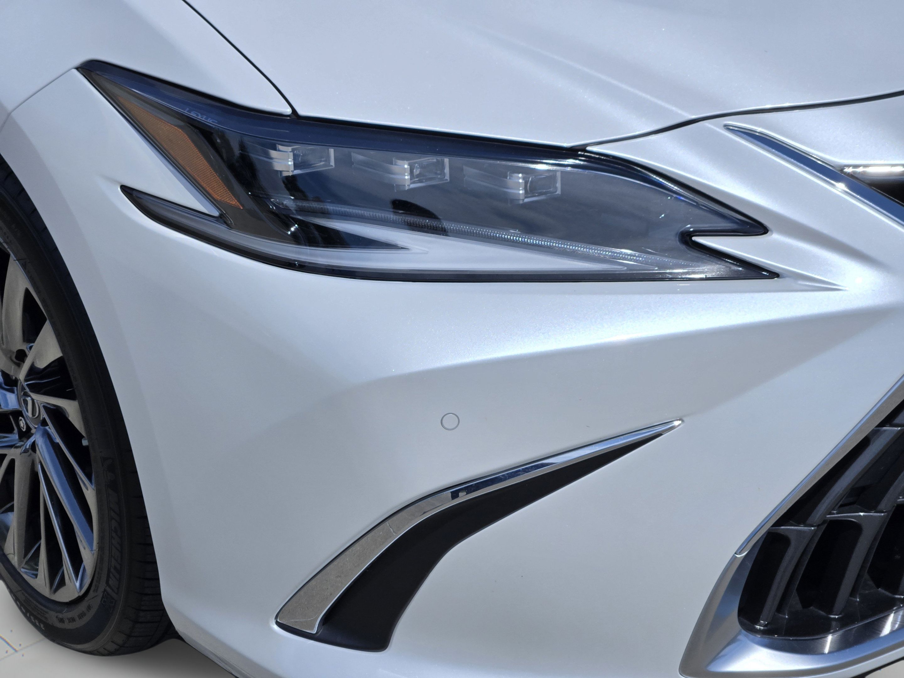 Certified 2024 Lexus ES 350 Ultra Luxury w/ Accessory Package (Z2) FWD image 37