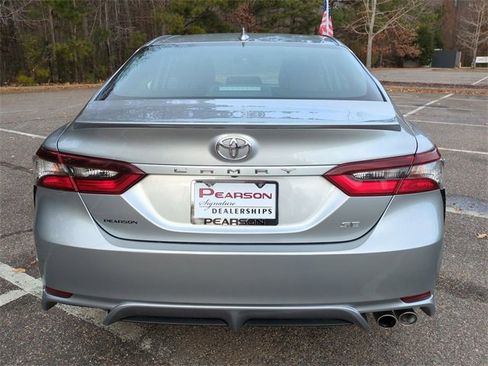 Used 2023 Toyota Camry SE image 5