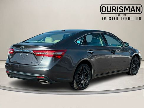 Used 2016 Toyota Avalon Touring image 5