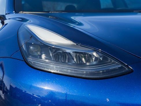 Used 2023 Tesla Model 3 Performance image 27