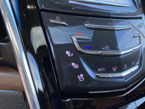 Used 2017 Cadillac Escalade ESV Premium Luxury AWD/4WD image 17