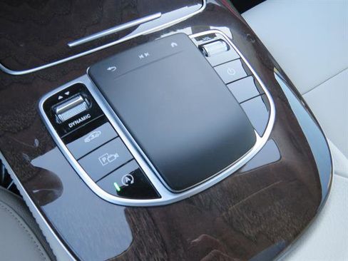 Used 2021 Mercedes-Benz E 350 4MATIC Sedan image 16