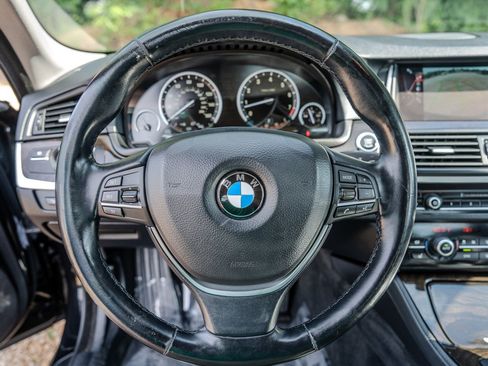 Used 2015 BMW 535i xDrive Sedan w/ Driver Assistance Package AWD/4WD image 15