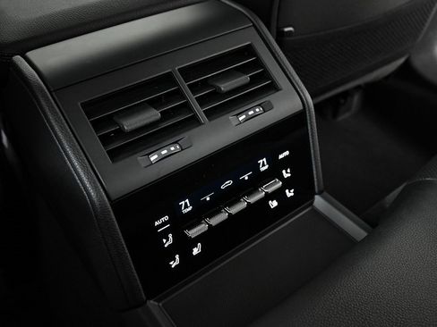 New 2025 Porsche Panamera RWD image 21