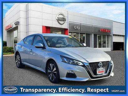 Certified 2022 Nissan Altima 2.5 SV