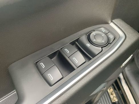 Used 2024 GMC Sierra 1500 Elevation w/ Elevation Premium Package AWD/4WD image 15