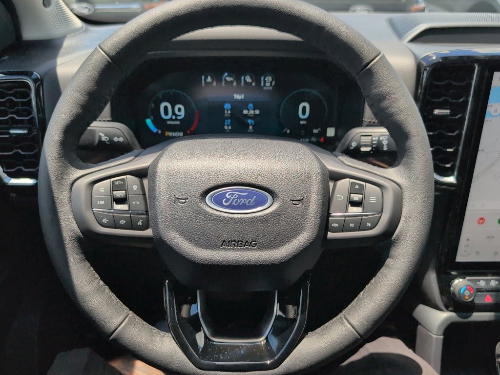 New 2026 Ford Ranger Lariat w/ Black Appearance Package AWD/4WD image 16