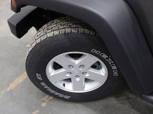 Used 2016 Jeep Wrangler Sport w/ Quick Order Package 24S image 27