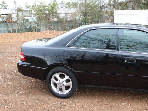 Used 2001 Lexus ES 330 image 5
