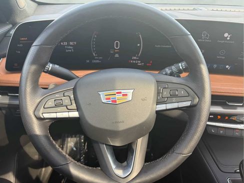 Certified 2025 Cadillac XT4 Sport AWD/4WD image 12